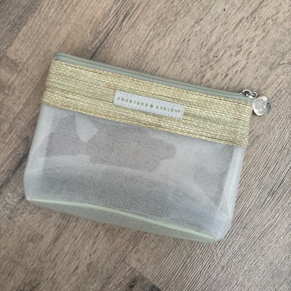 Crabtree & Evelyn | cosmetic case